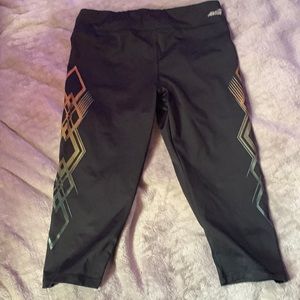 yoga pants capri length
